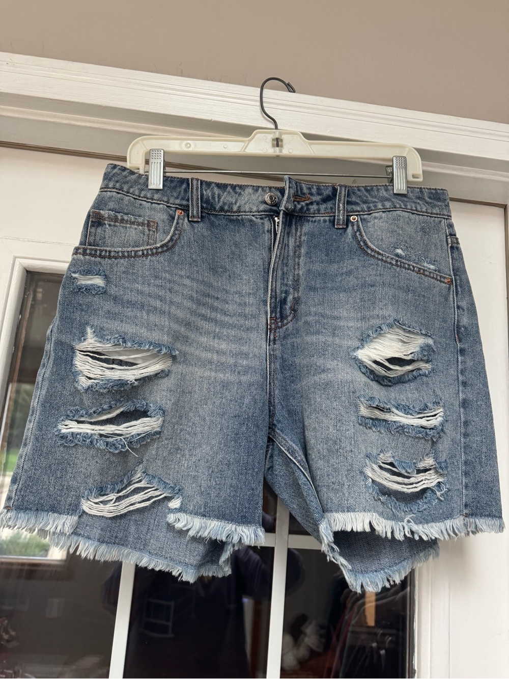 NWT Wild Fable Distressed High Rise Jean Shorts Frayed Hem Medium Wash Sz 12